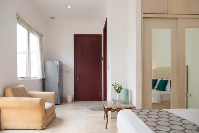 Twospaces Living At The Unit Residence Джакарта Екстер'єр фото